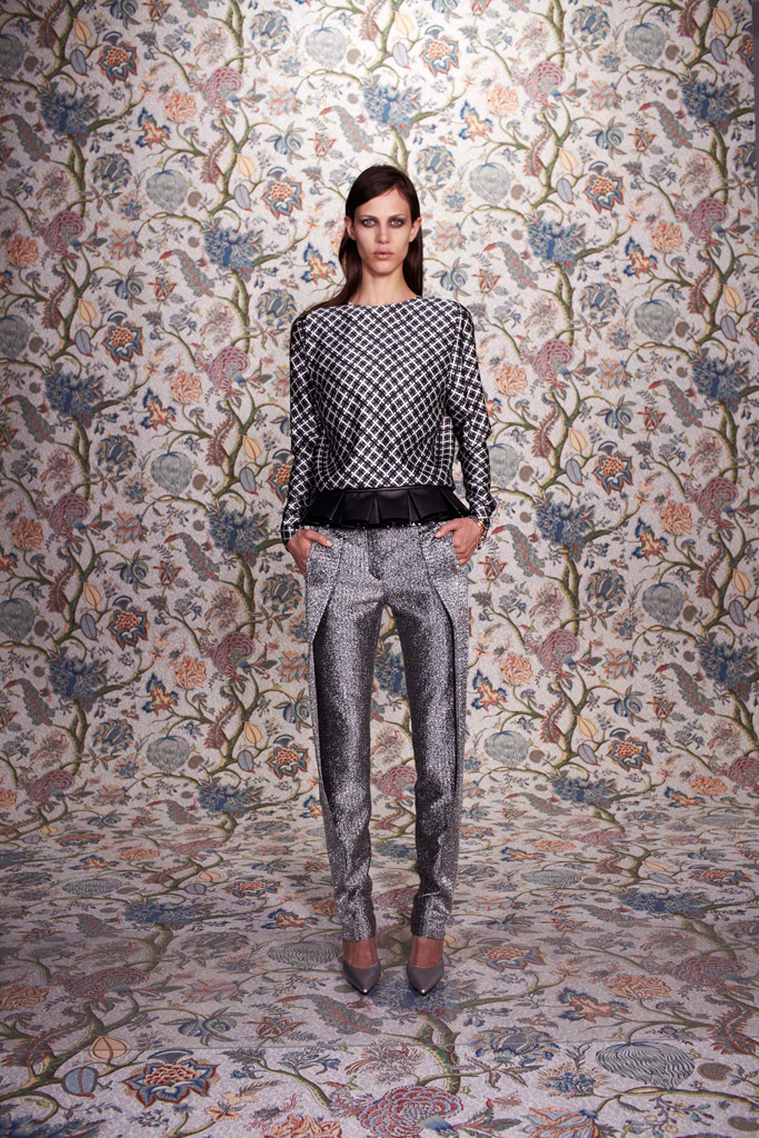 Balenciaga 2011ϵиDƬ