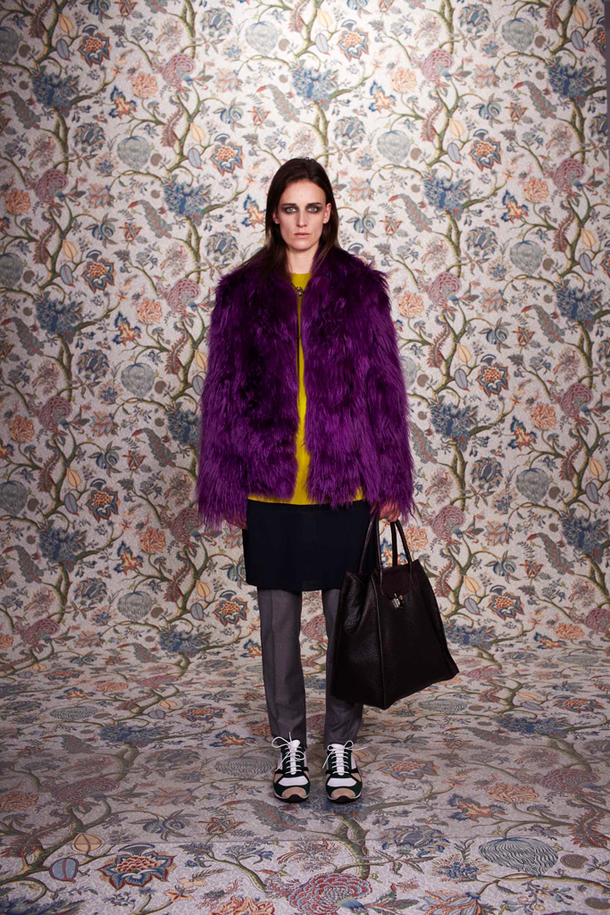 Balenciaga 2011ϵиDƬ