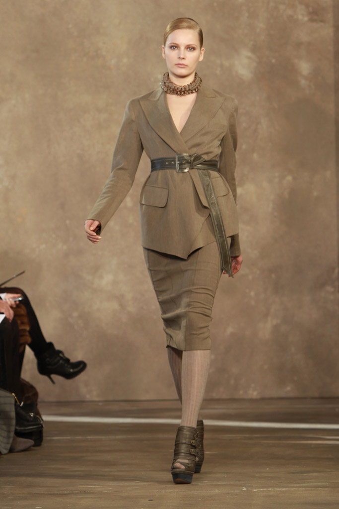 Donna Karan 2011ϵиDƬ