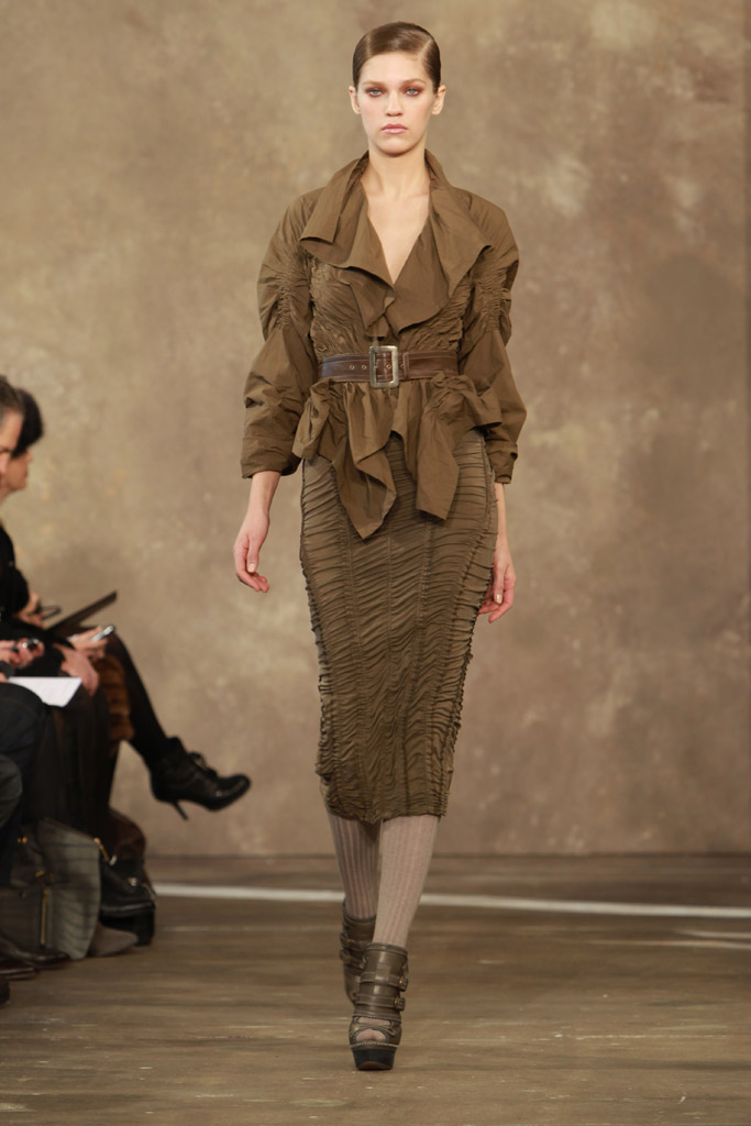 Donna Karan 2011ϵиDƬ