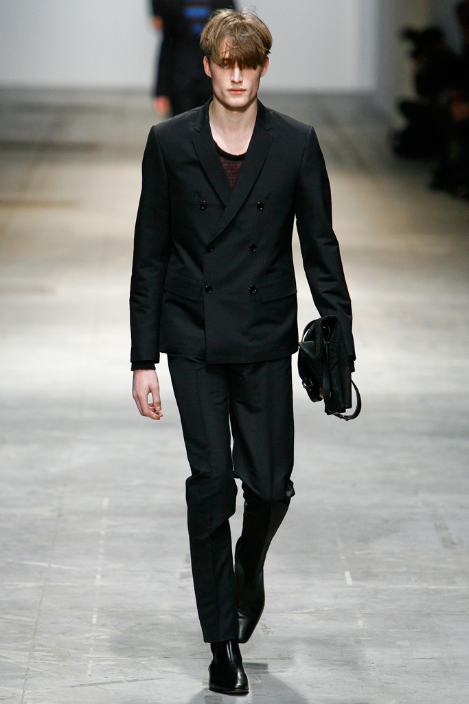 Costume National 2011ﶬbDƬ