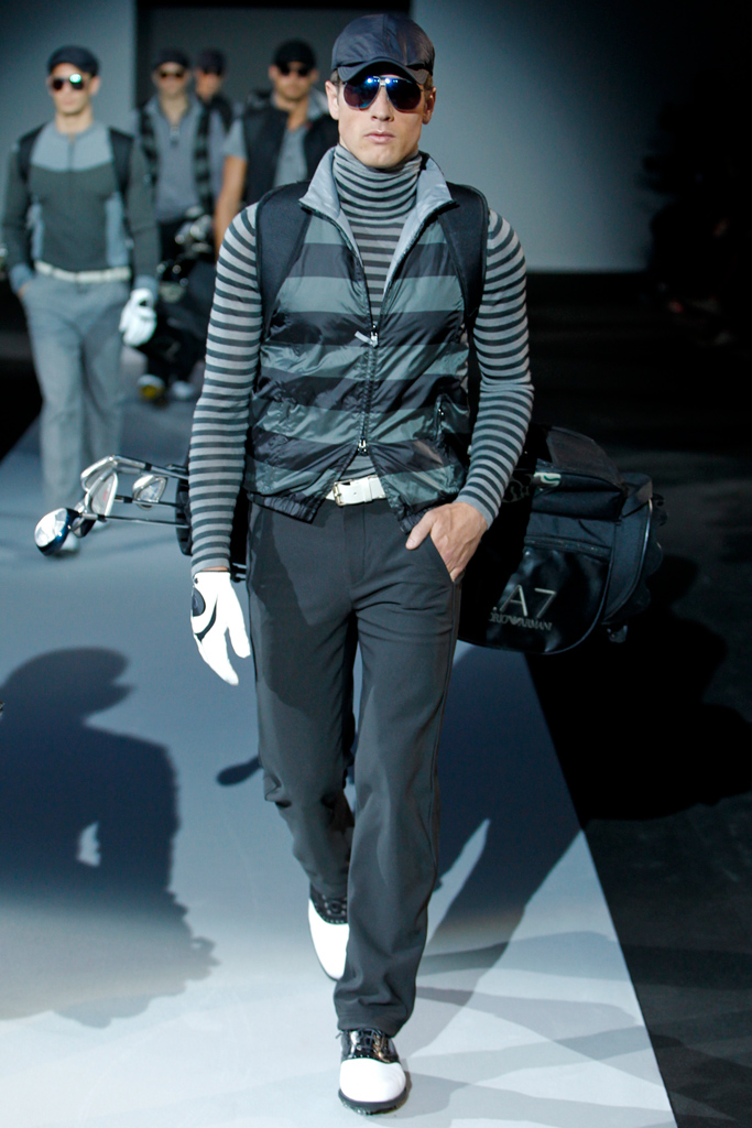 Emporio Armani 2011ﶬbDƬ