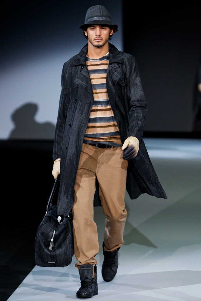 Emporio Armani 2011ﶬbDƬ