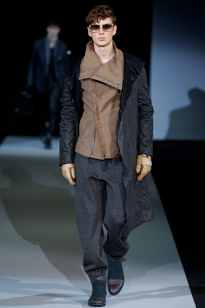 Emporio Armani 2011ﶬbDƬ