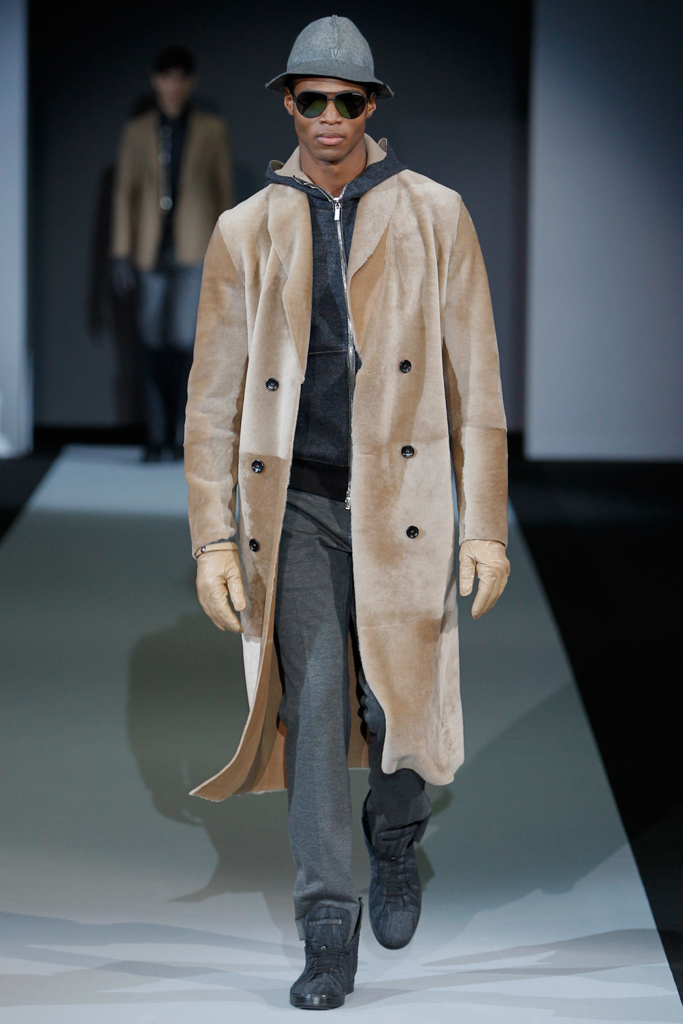 Emporio Armani 2011ﶬbDƬ