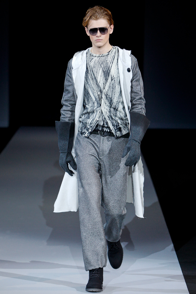 Emporio Armani 2011ﶬbDƬ