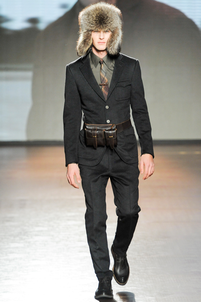 Ermenegildo Zegna 2011ﶬbDƬ