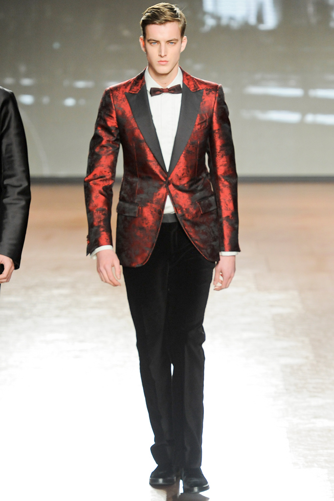Ermenegildo Zegna 2011ﶬbDƬ