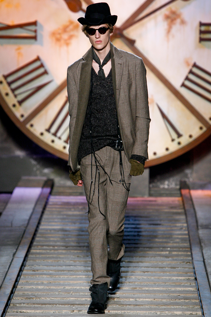 John Varvatos 2011ﶬbDƬ
