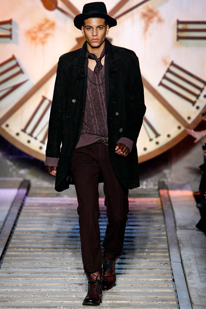 John Varvatos 2011ﶬbDƬ