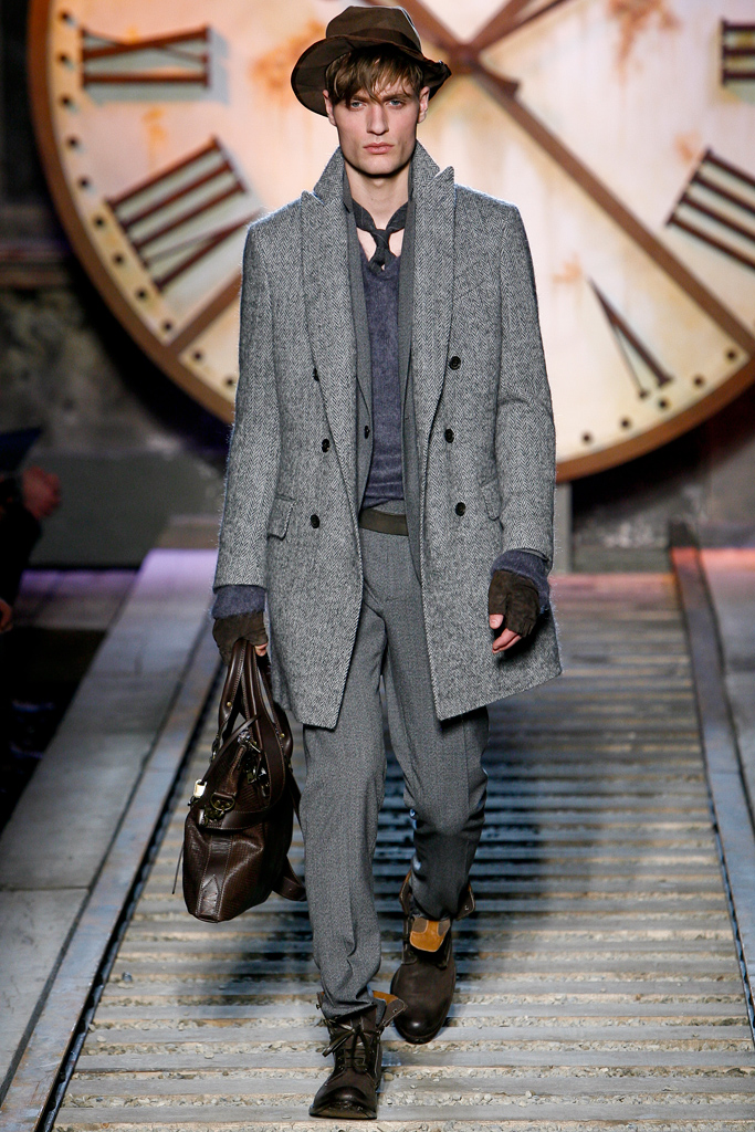 John Varvatos 2011ﶬbDƬ