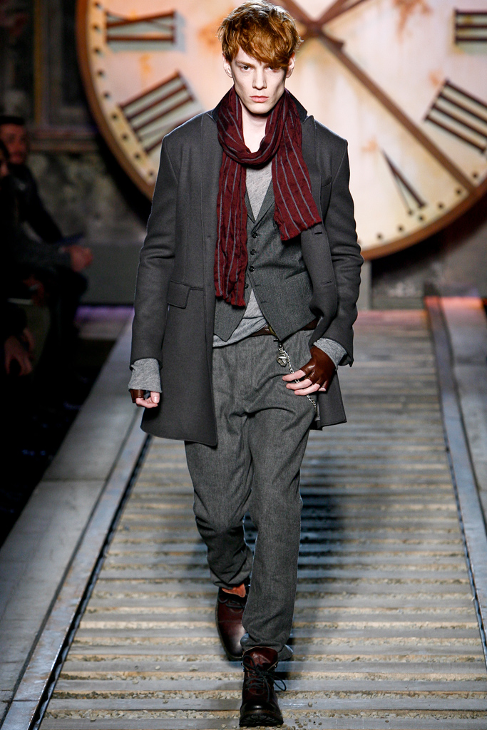 John Varvatos 2011ﶬbDƬ