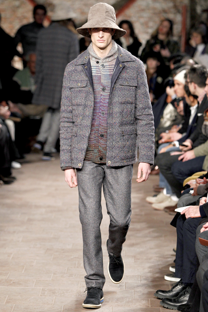 Missoni 2011ﶬbDƬ