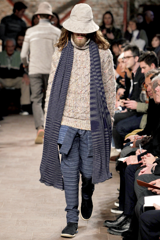 Missoni 2011ﶬbDƬ