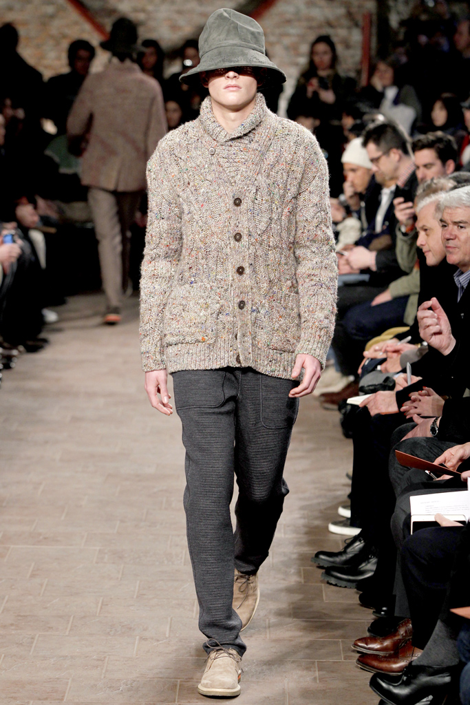 Missoni 2011ﶬbDƬ
