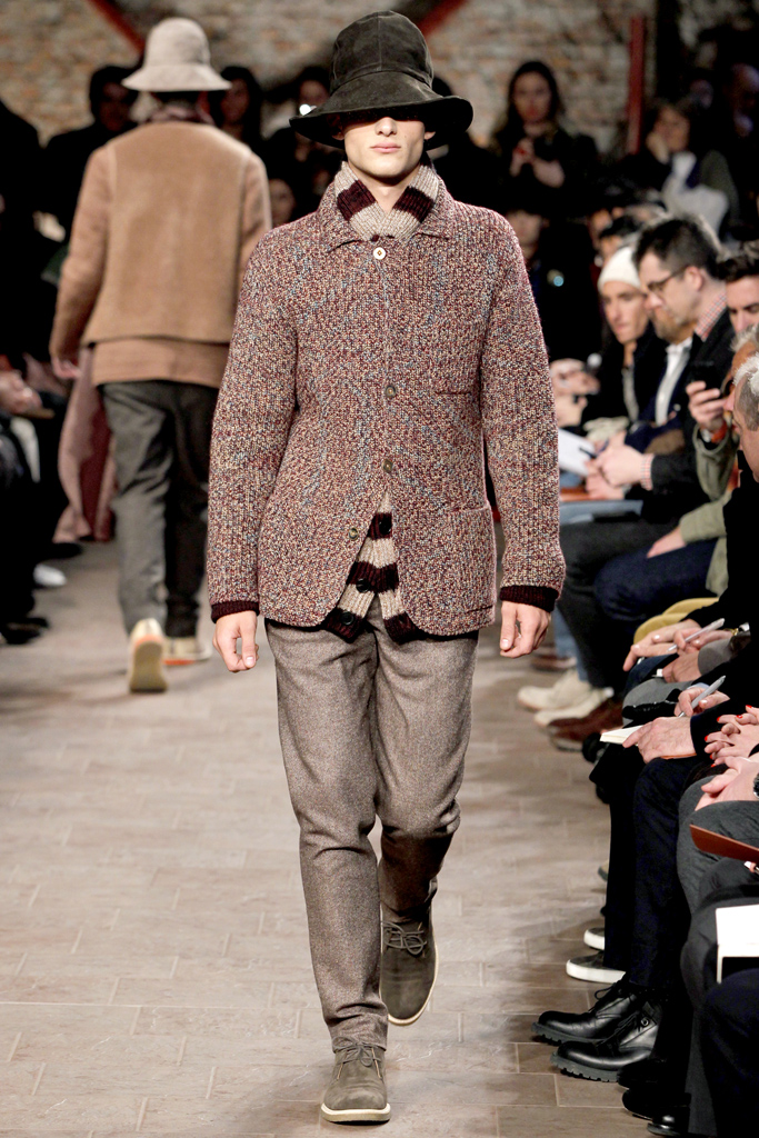 Missoni 2011ﶬbDƬ