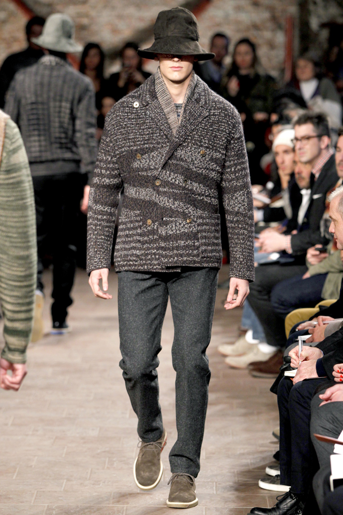Missoni 2011ﶬbDƬ