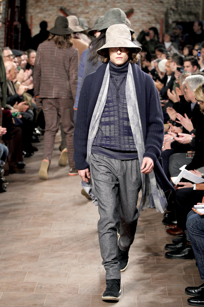 Missoni 2011ﶬbDƬ