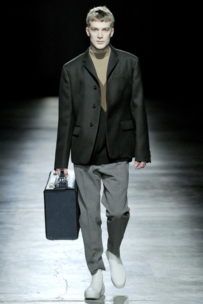 Prada 2011ﶬbDƬ