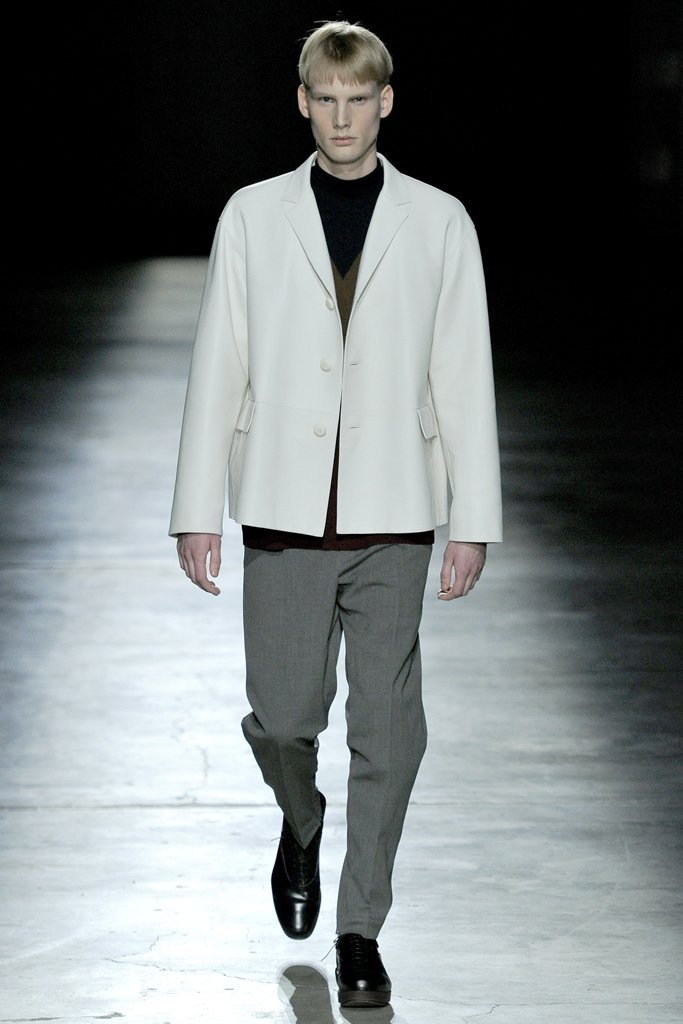 Prada 2011ﶬbDƬ