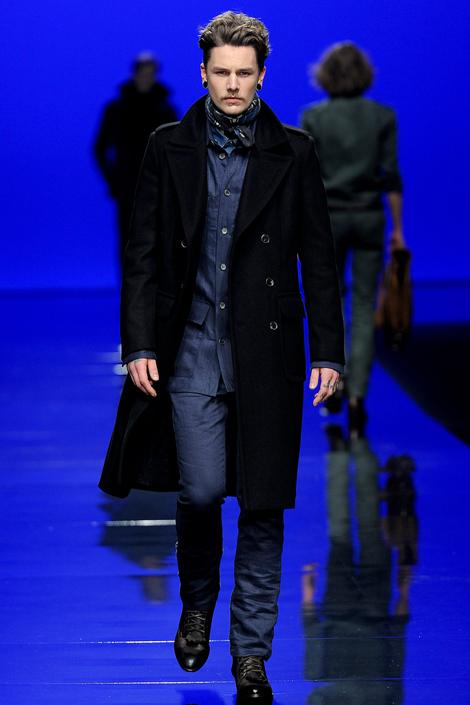 Roberto Cavalli 2011ﶬbDƬ