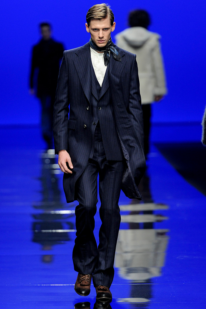 Roberto Cavalli 2011ﶬbDƬ