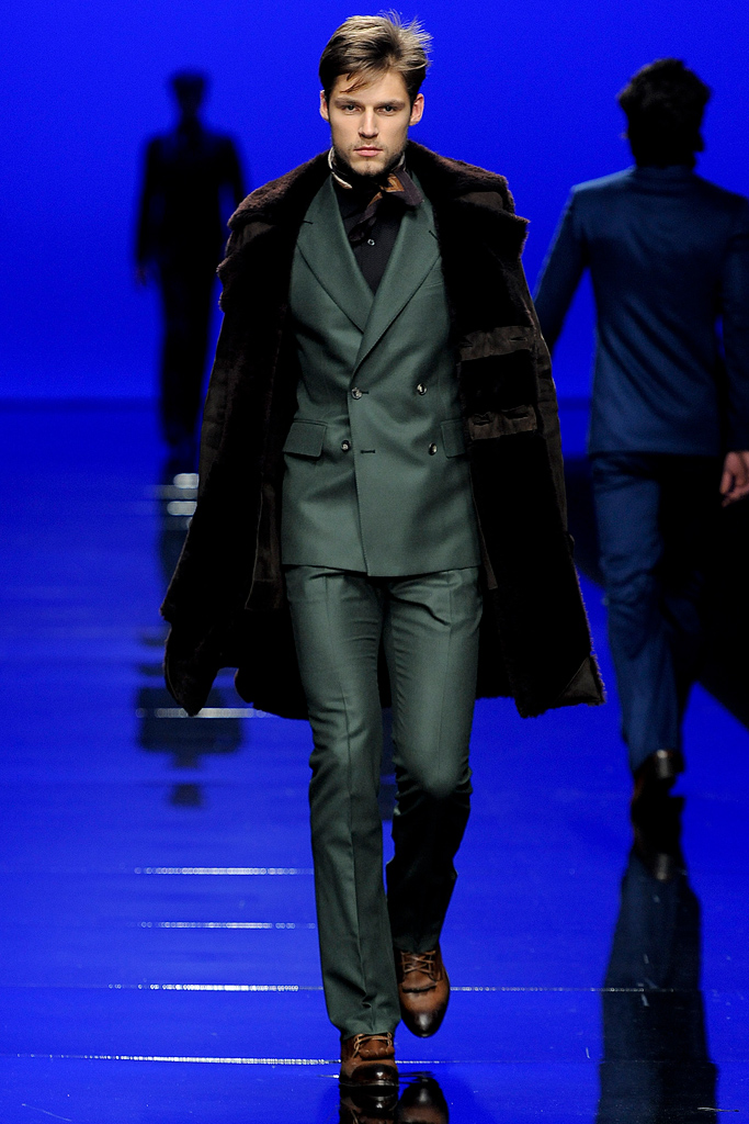 Roberto Cavalli 2011ﶬbDƬ