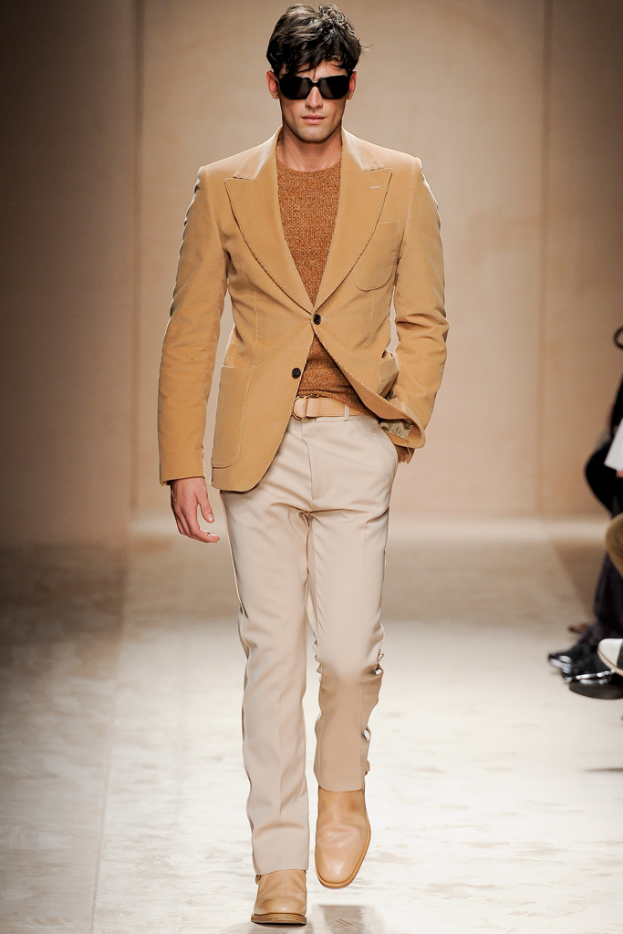 Salvatore Ferragamo 2011ﶬbDƬ