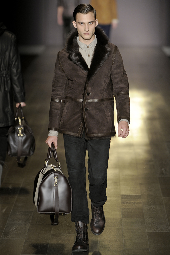 Trussardi 2011ﶬbDƬ
