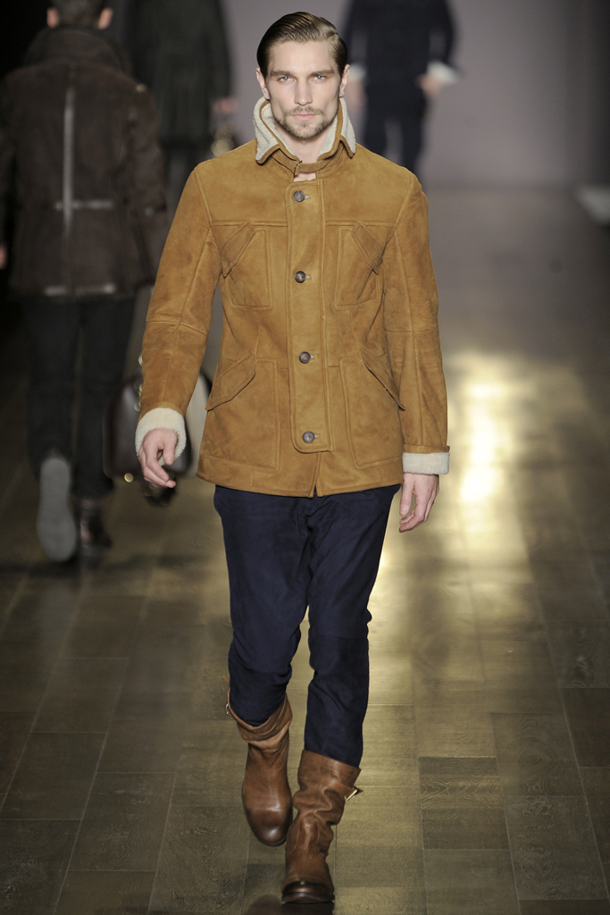 Trussardi 2011ﶬbDƬ
