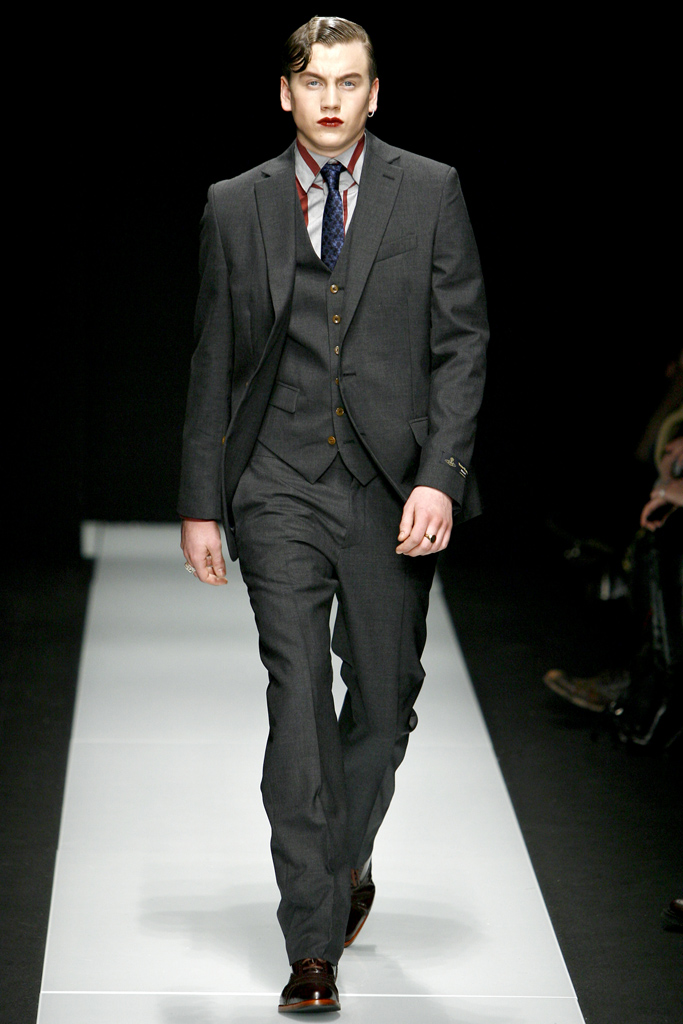 Vivienne Westwood 2011ﶬbDƬ