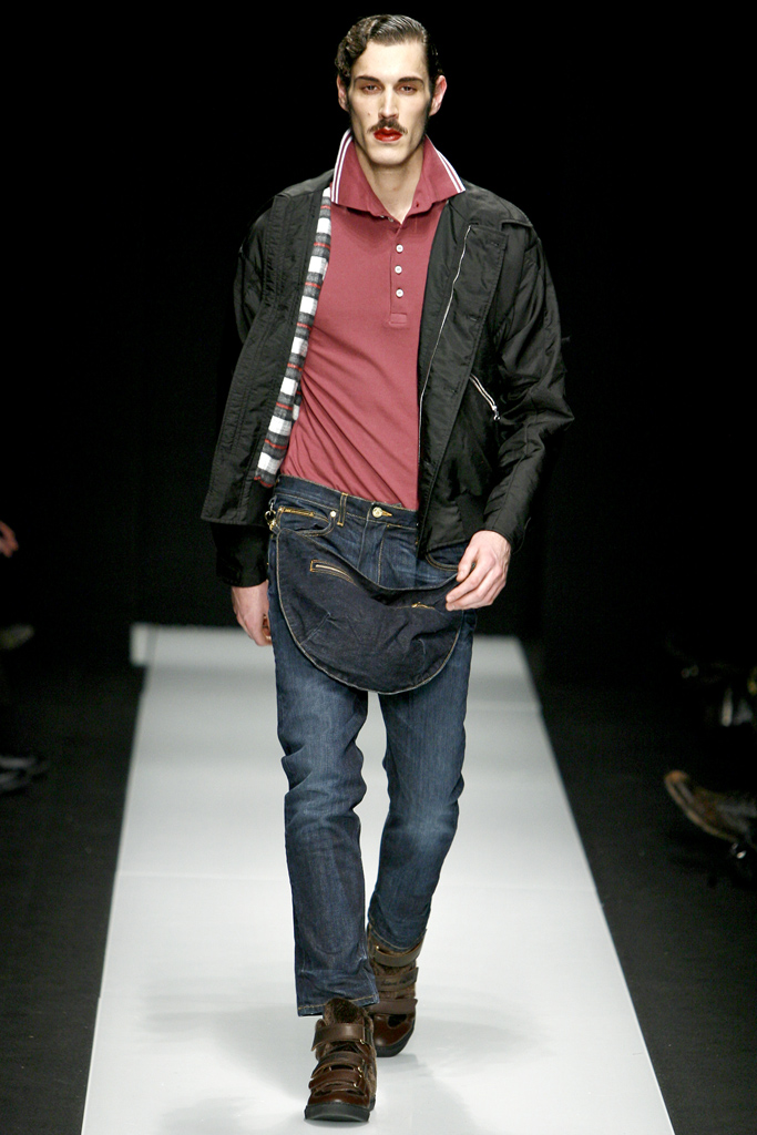 Vivienne Westwood 2011ﶬbDƬ