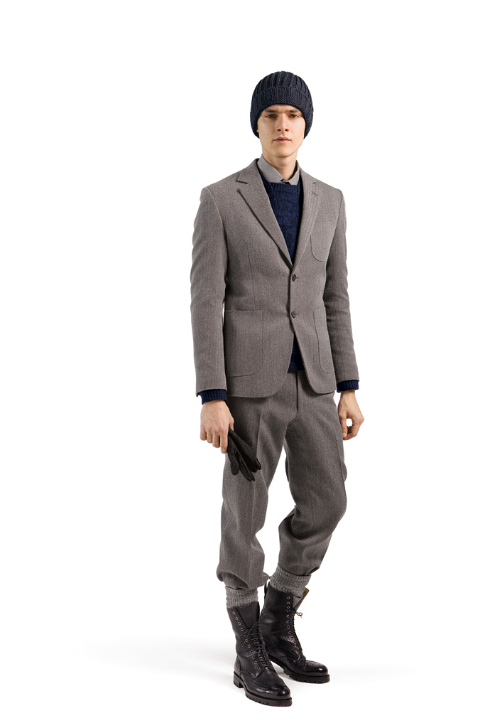 Bally 2011 ﶬbDƬ