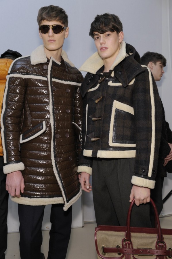 BURBERRY 2011 ﶬb_DƬ