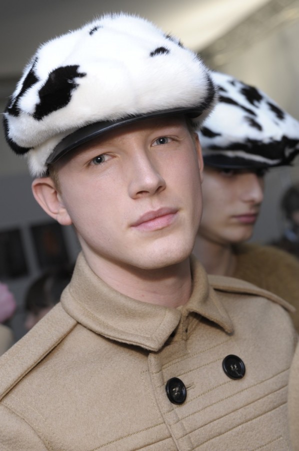 BURBERRY 2011 ﶬb_(ti)DƬ