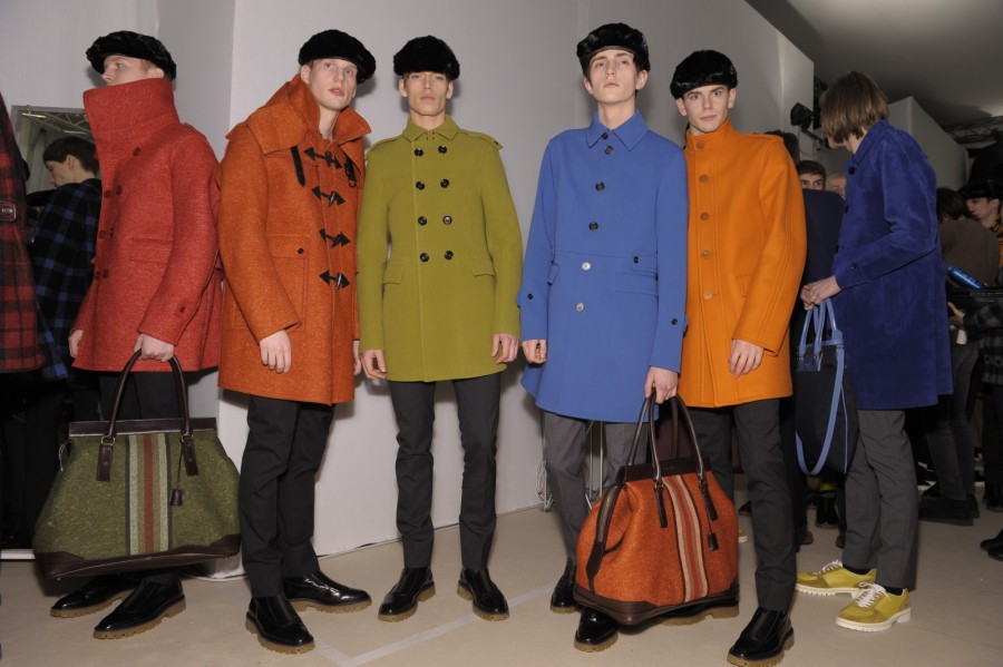 BURBERRY 2011 ﶬb_DƬ
