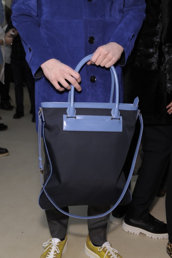 BURBERRY 2011 ﶬb_DƬ