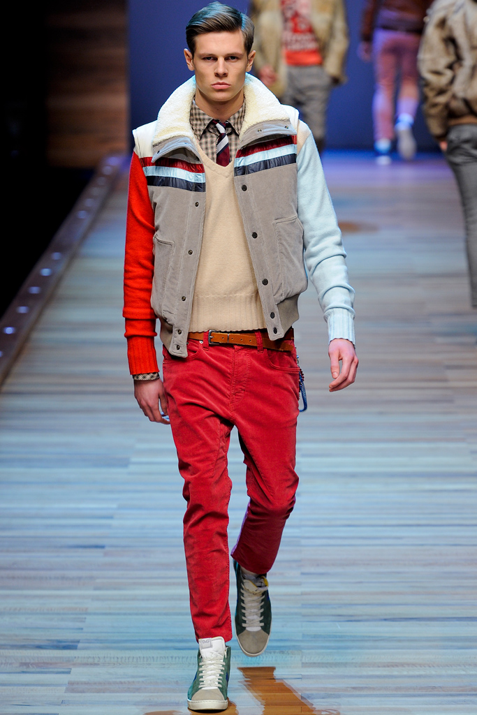 D&G 2011 ﶬbDƬ