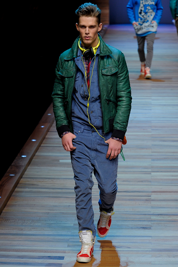 D&G 2011 ﶬbDƬ