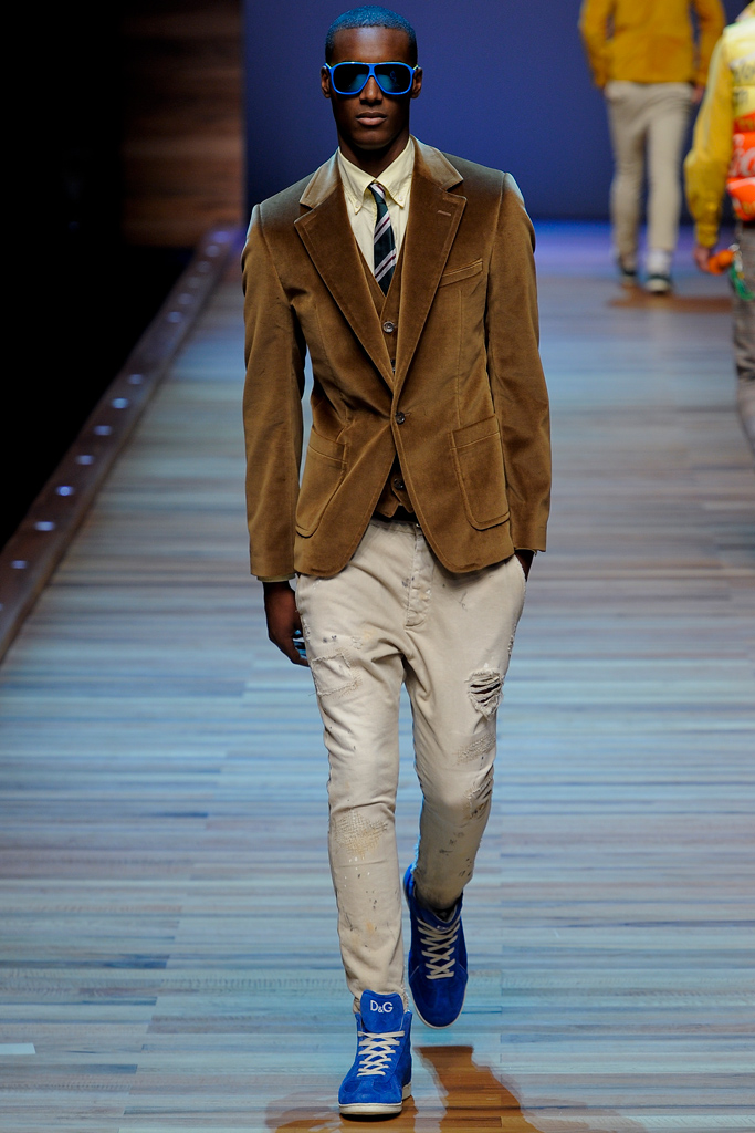 D&G 2011 ﶬbDƬ