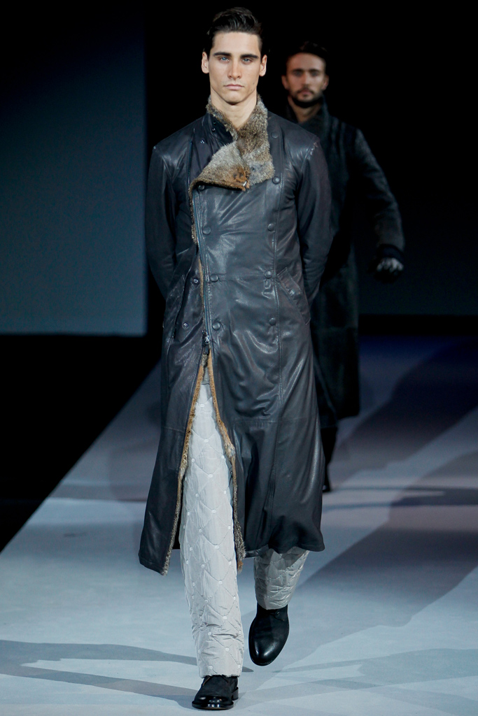 Giorgio Armani 2011 ﶬbDƬ