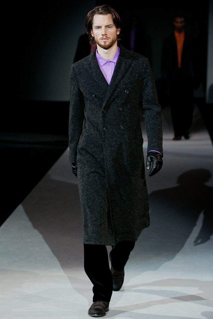 Giorgio Armani 2011 ﶬbDƬ
