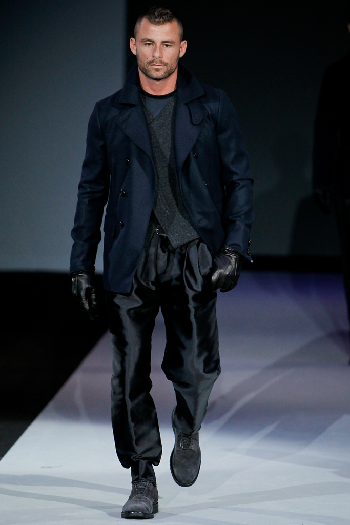 Giorgio Armani 2011 ﶬbDƬ