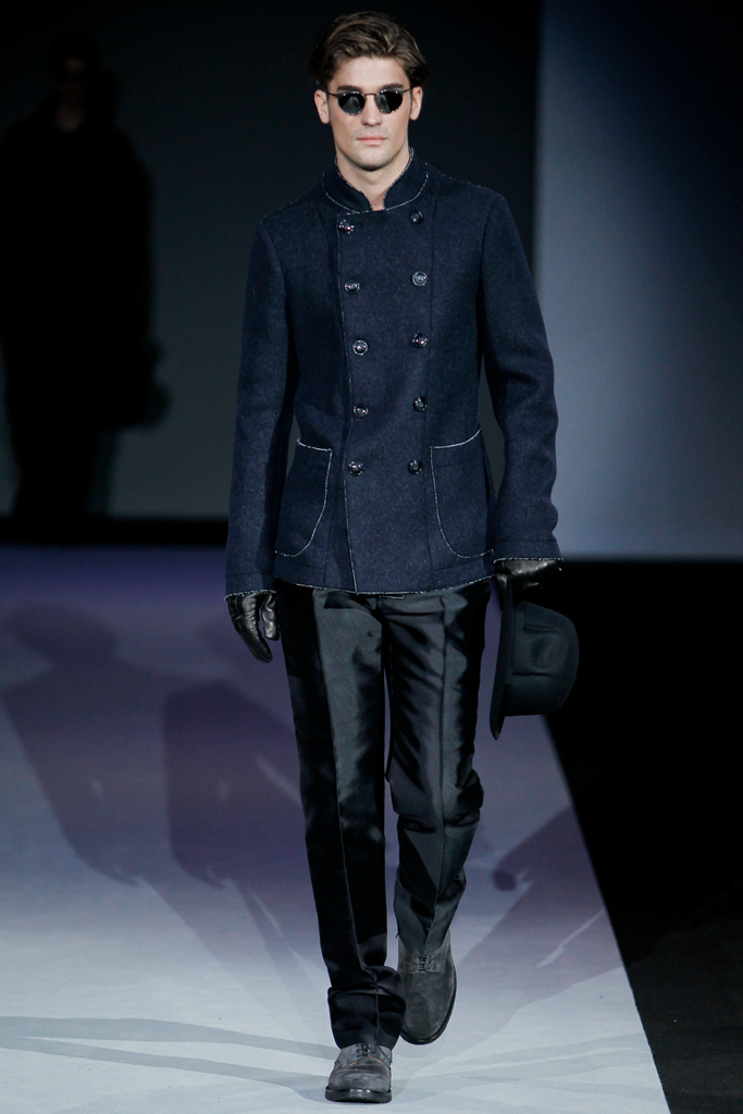 Giorgio Armani 2011 ﶬbDƬ