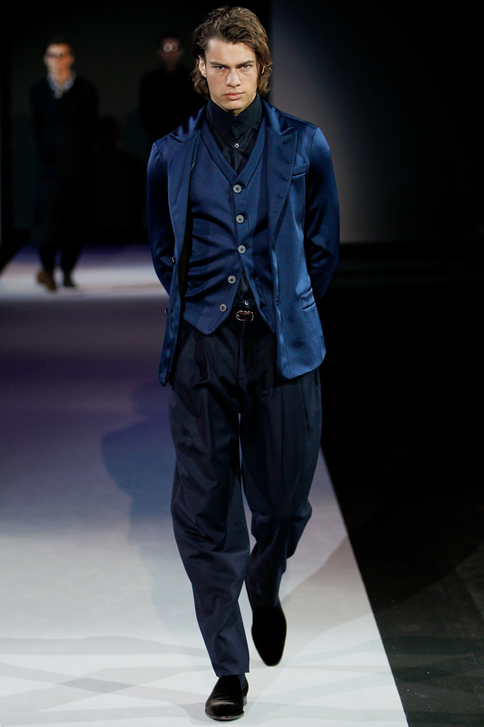 Giorgio Armani 2011 ﶬbDƬ