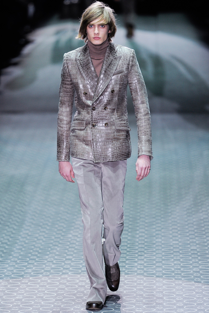 Gucci 2011 ﶬbDƬ