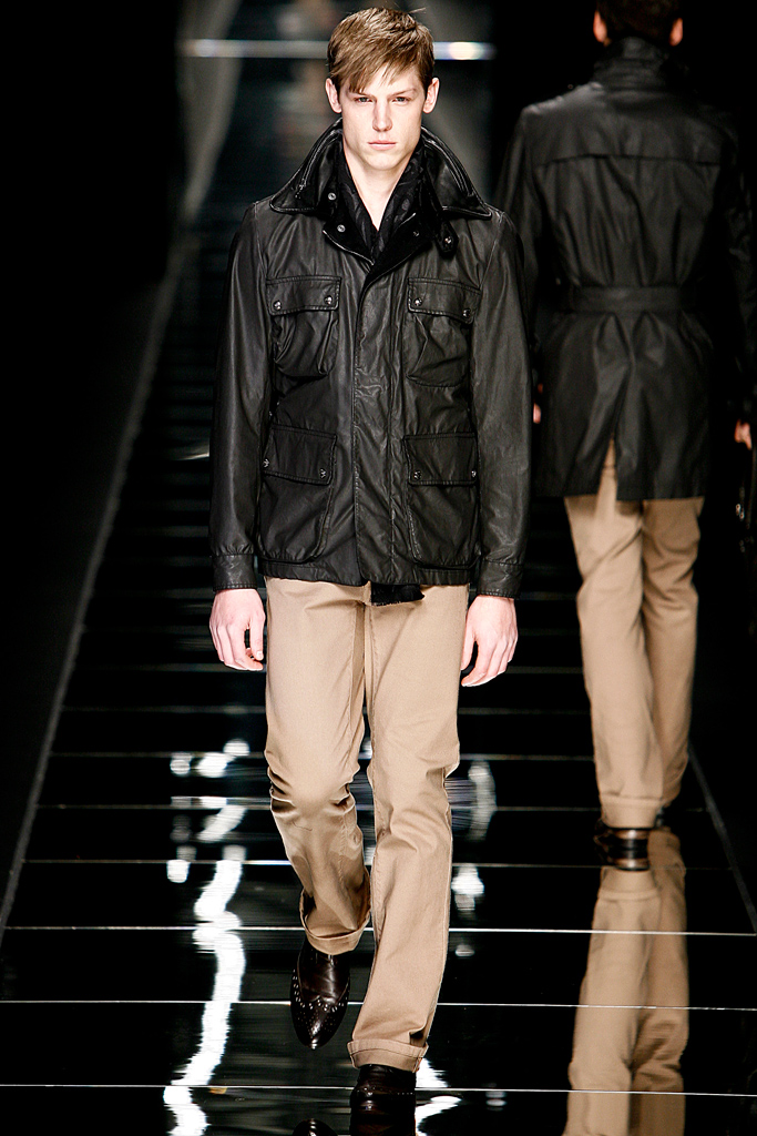John Richmond 2011 ﶬbDƬ