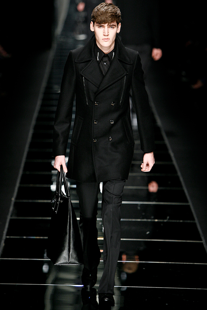John Richmond 2011 ﶬbDƬ