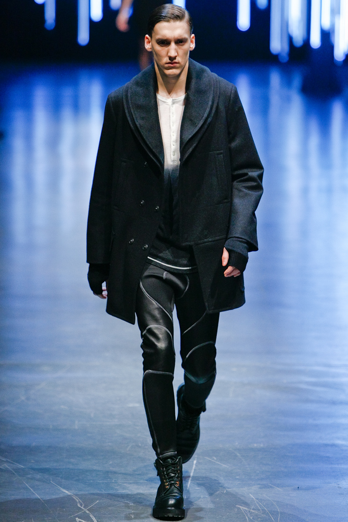 Neil Barrett 2011 ﶬbDƬ