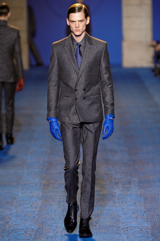 Versace 2011 ﶬbDƬ